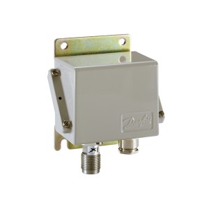 Danfoss EMP2 Pressure Transmitter (0-40Bar)-084G2113