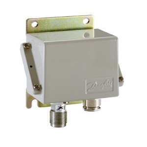 Danfoss EMP2 Pressure Transmitter 0.00 bar-49.03 bar-084G2144